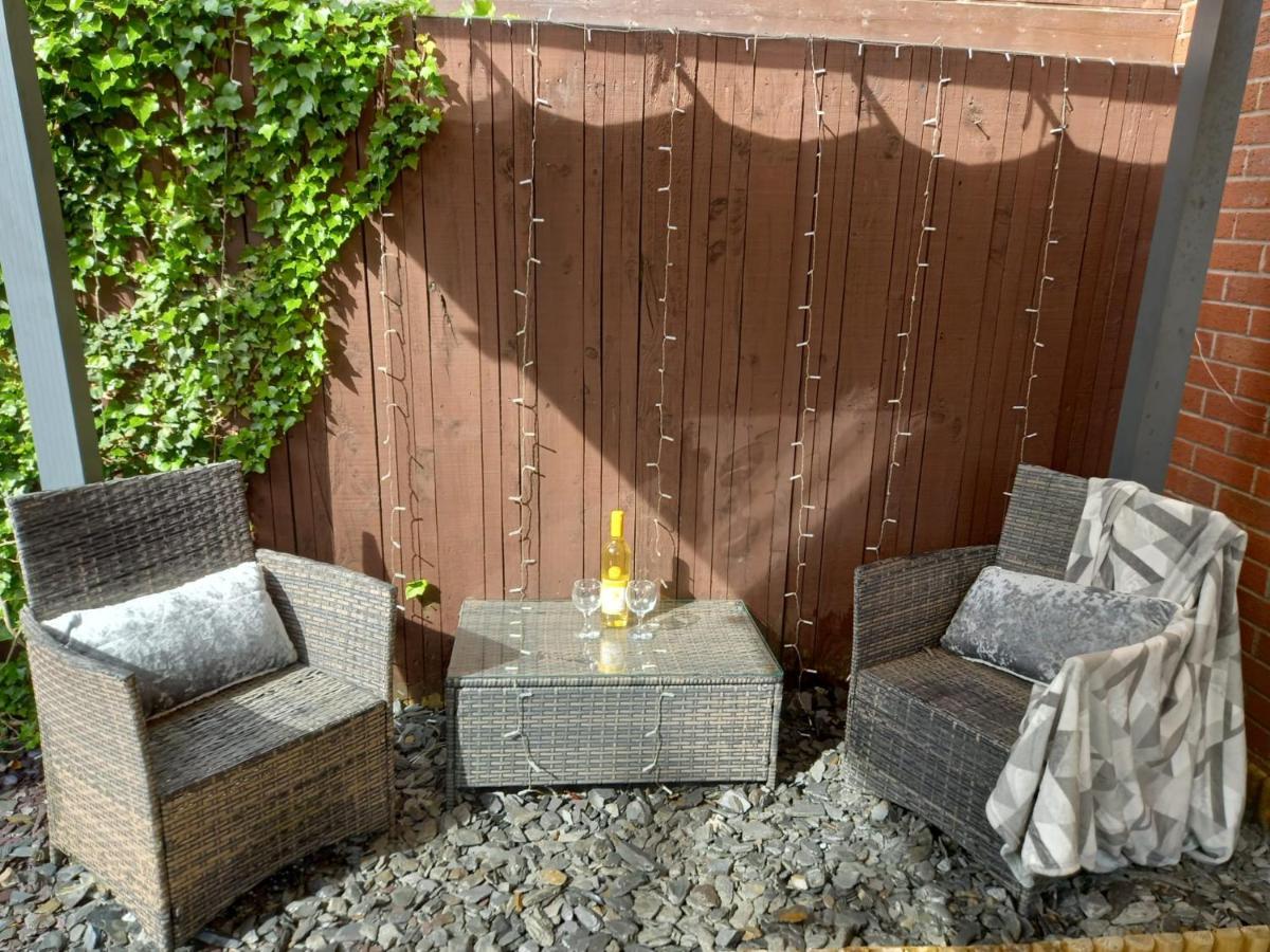 Twin Room In Prescot Homestay Екстер'єр фото