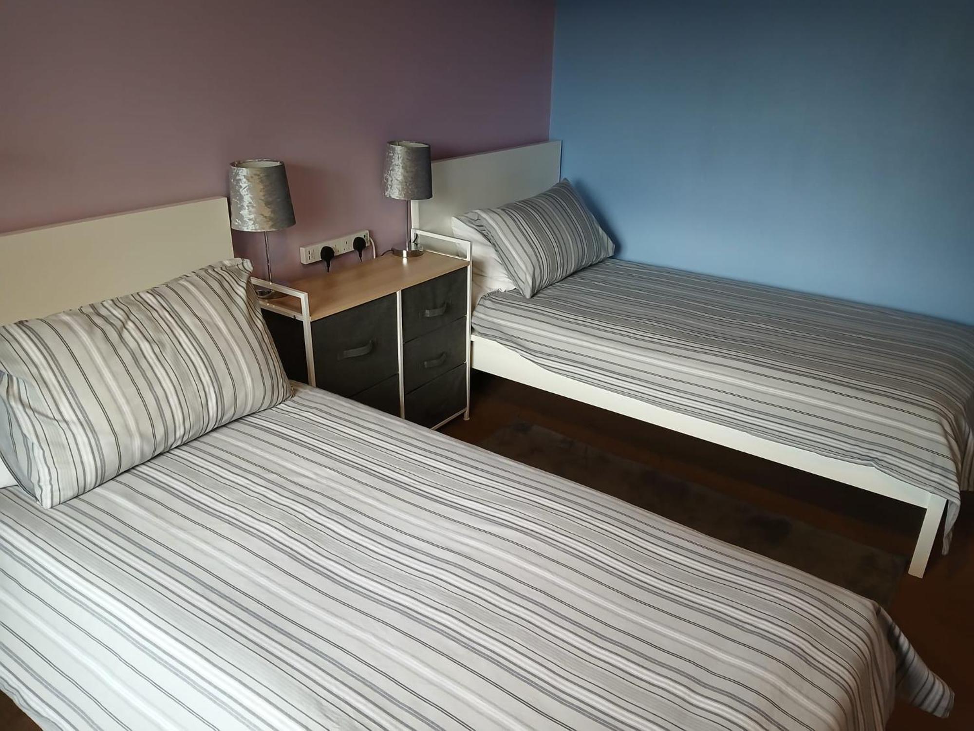 Twin Room In Prescot Homestay Екстер'єр фото